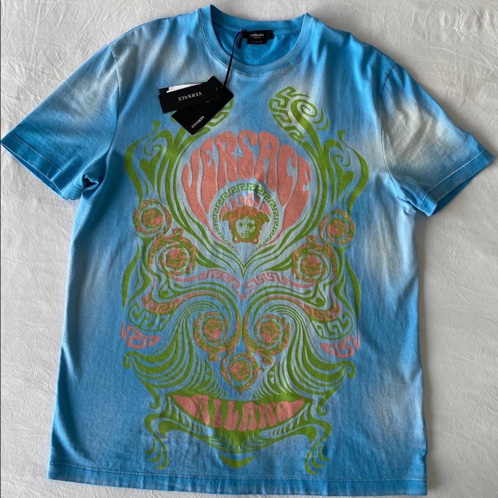 $650 AUTH VERSACE Medusa Music Graphic T-shirt Short Sleeve SZ XL Fits L 2022